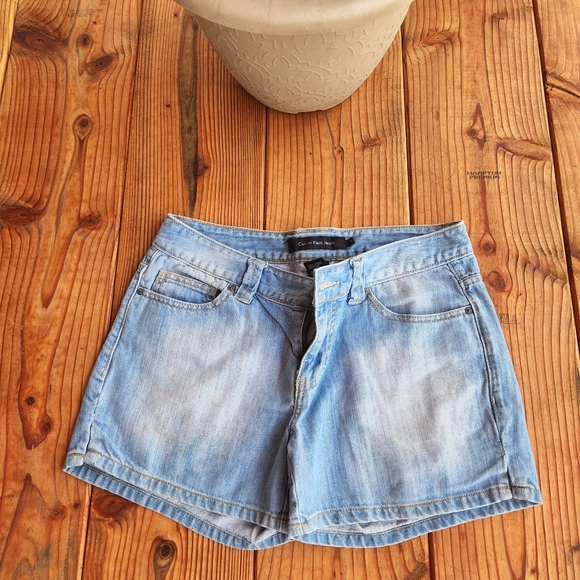 Calvin Klein Pants - Calvin Klein Jean Shorts Size 6